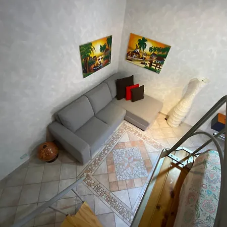 Centro Storico Davanti Al Duomo Di Apartman